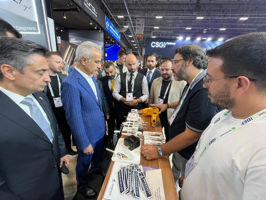 Mustafa Varank visiting Infratech Defence at IDEF 2025